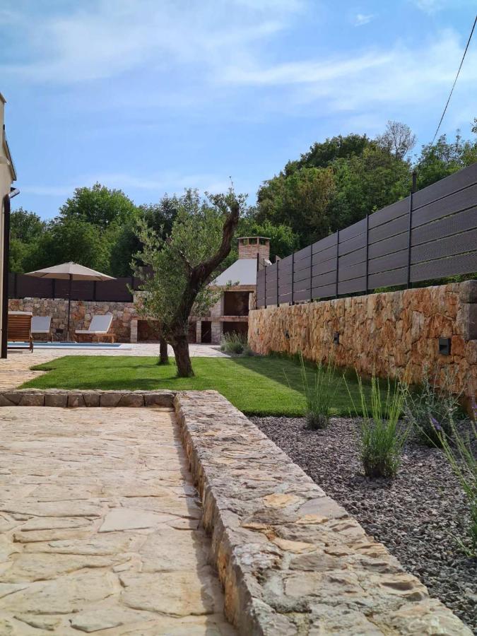 Villa Lulu Kamena Villa S Maslinikom Otok Krk Dobrinj Selo Gostinjac Veglia Exterior foto