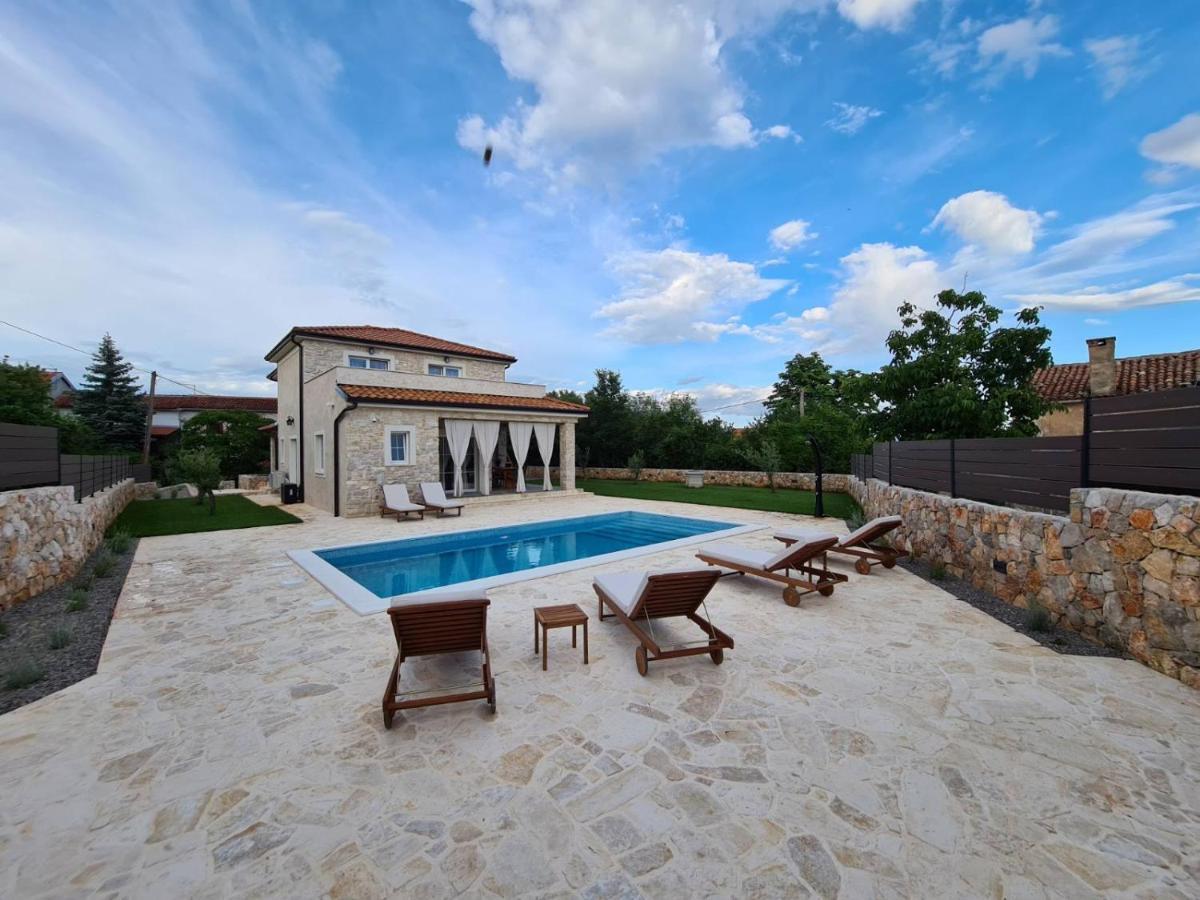 Villa Lulu Kamena Villa S Maslinikom Otok Krk Dobrinj Selo Gostinjac Veglia Exterior foto